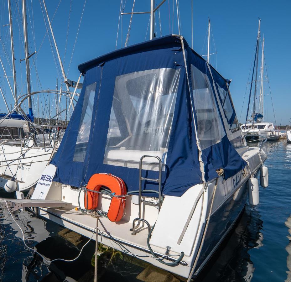 Hebergements Bateaux A Quai Πορκερόλ Εξωτερικό φωτογραφία