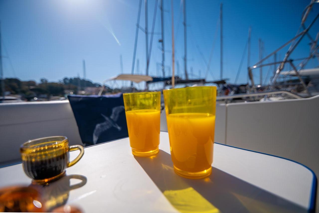 Hebergements Bateaux A Quai Πορκερόλ Εξωτερικό φωτογραφία