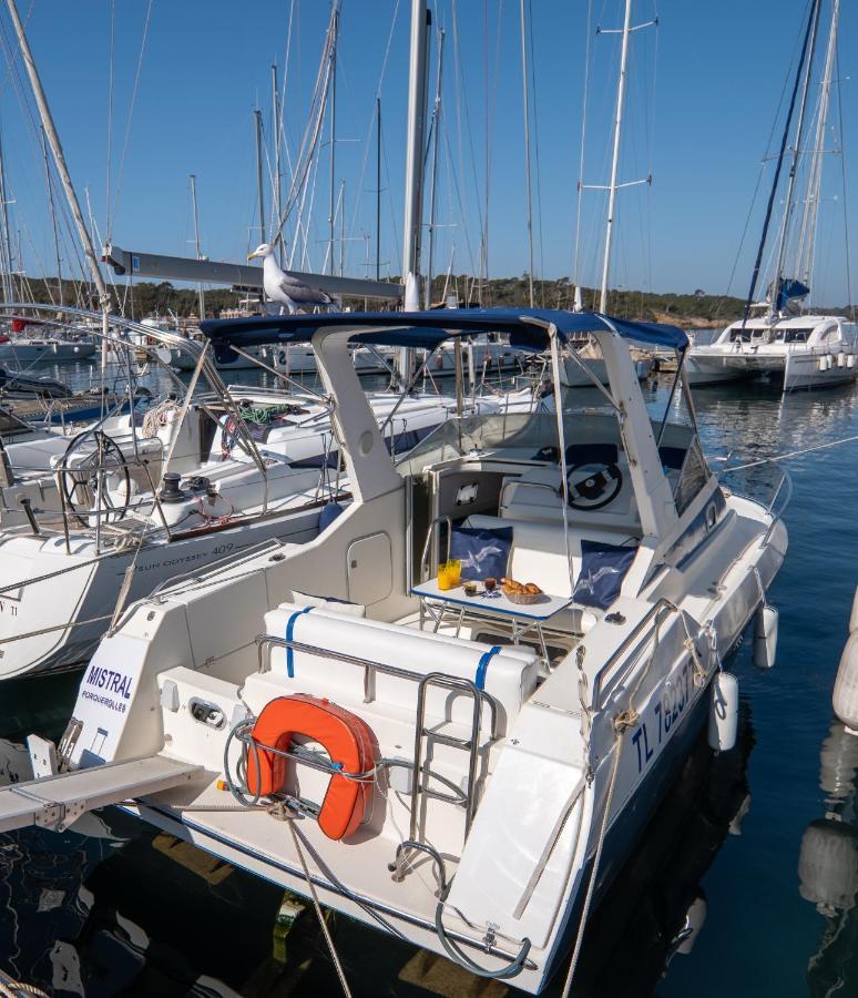 Hebergements Bateaux A Quai Πορκερόλ Εξωτερικό φωτογραφία