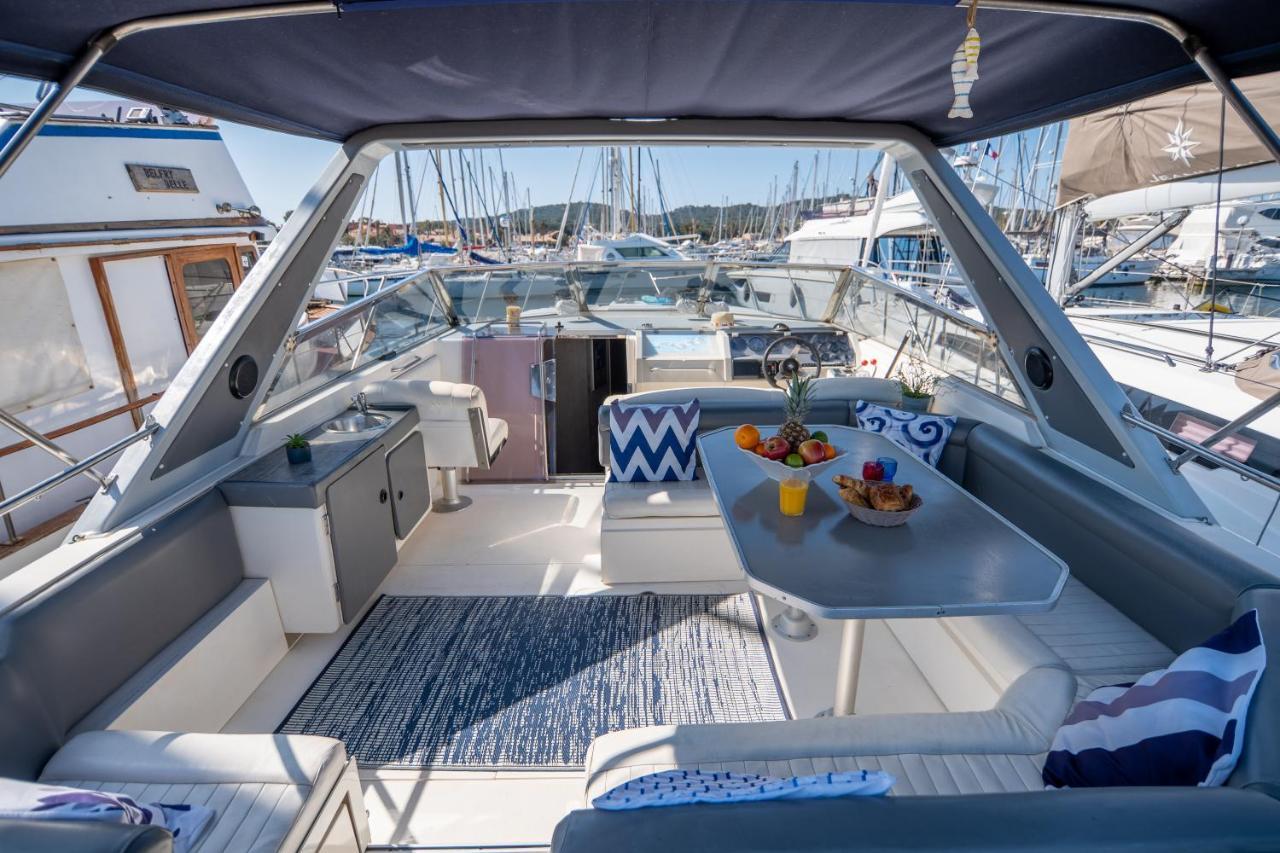 Hebergements Bateaux A Quai Πορκερόλ Εξωτερικό φωτογραφία