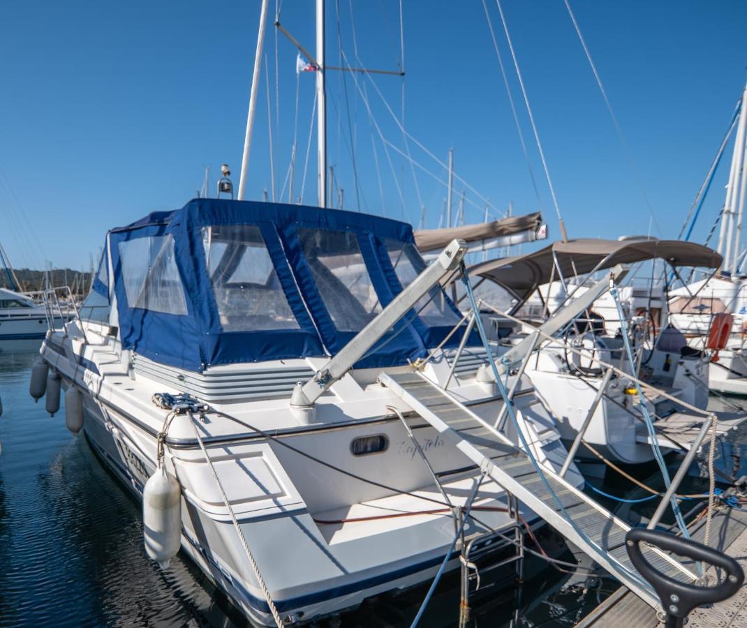 Hebergements Bateaux A Quai Πορκερόλ Εξωτερικό φωτογραφία