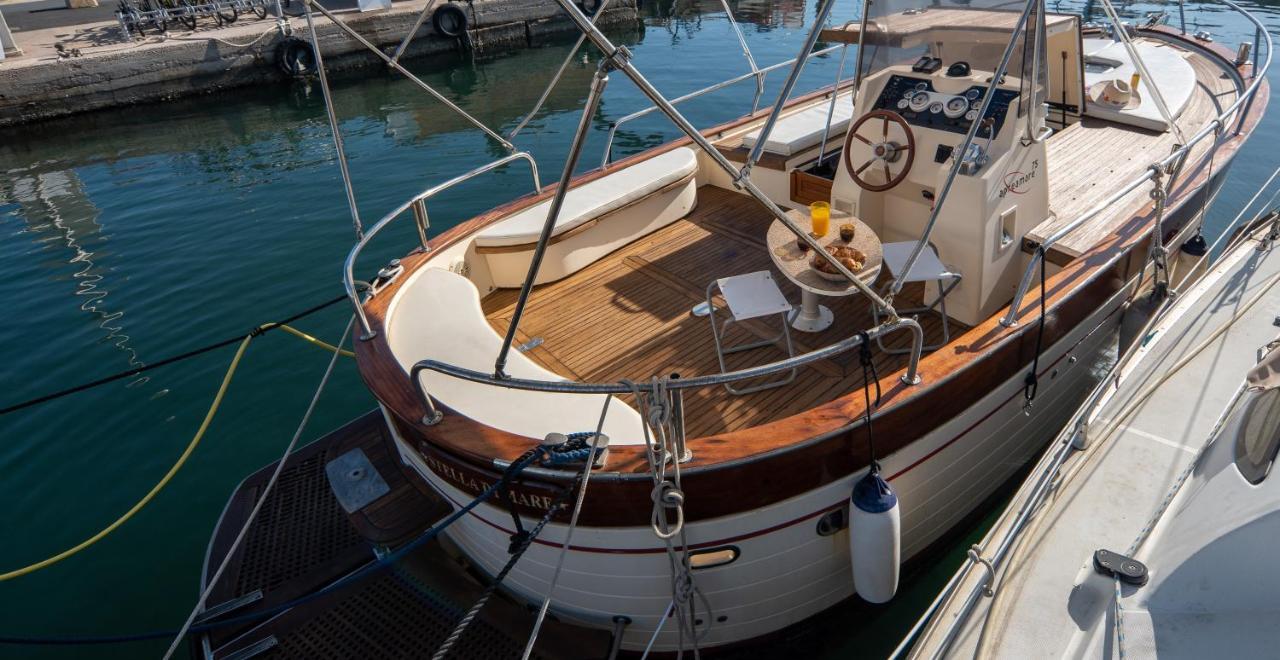 Hebergements Bateaux A Quai Πορκερόλ Εξωτερικό φωτογραφία