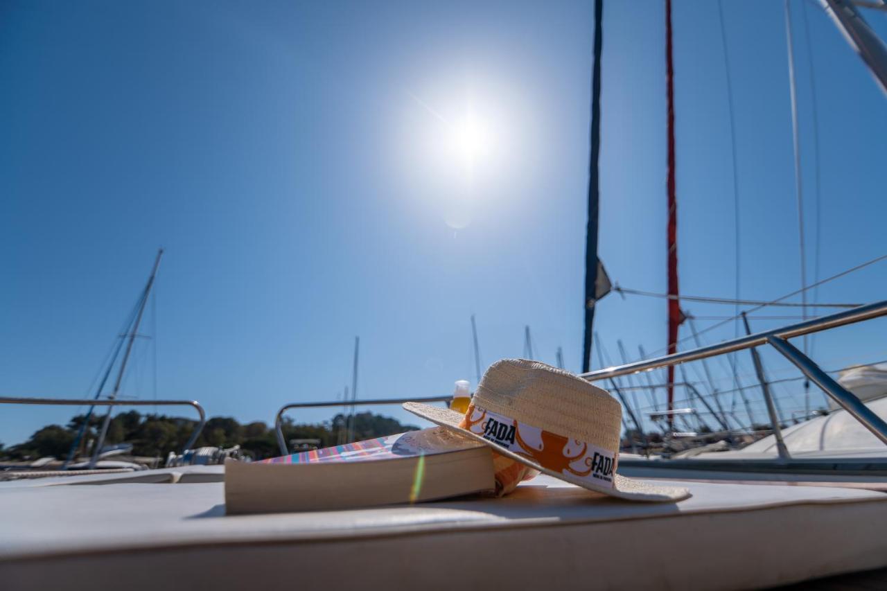 Hebergements Bateaux A Quai Πορκερόλ Εξωτερικό φωτογραφία