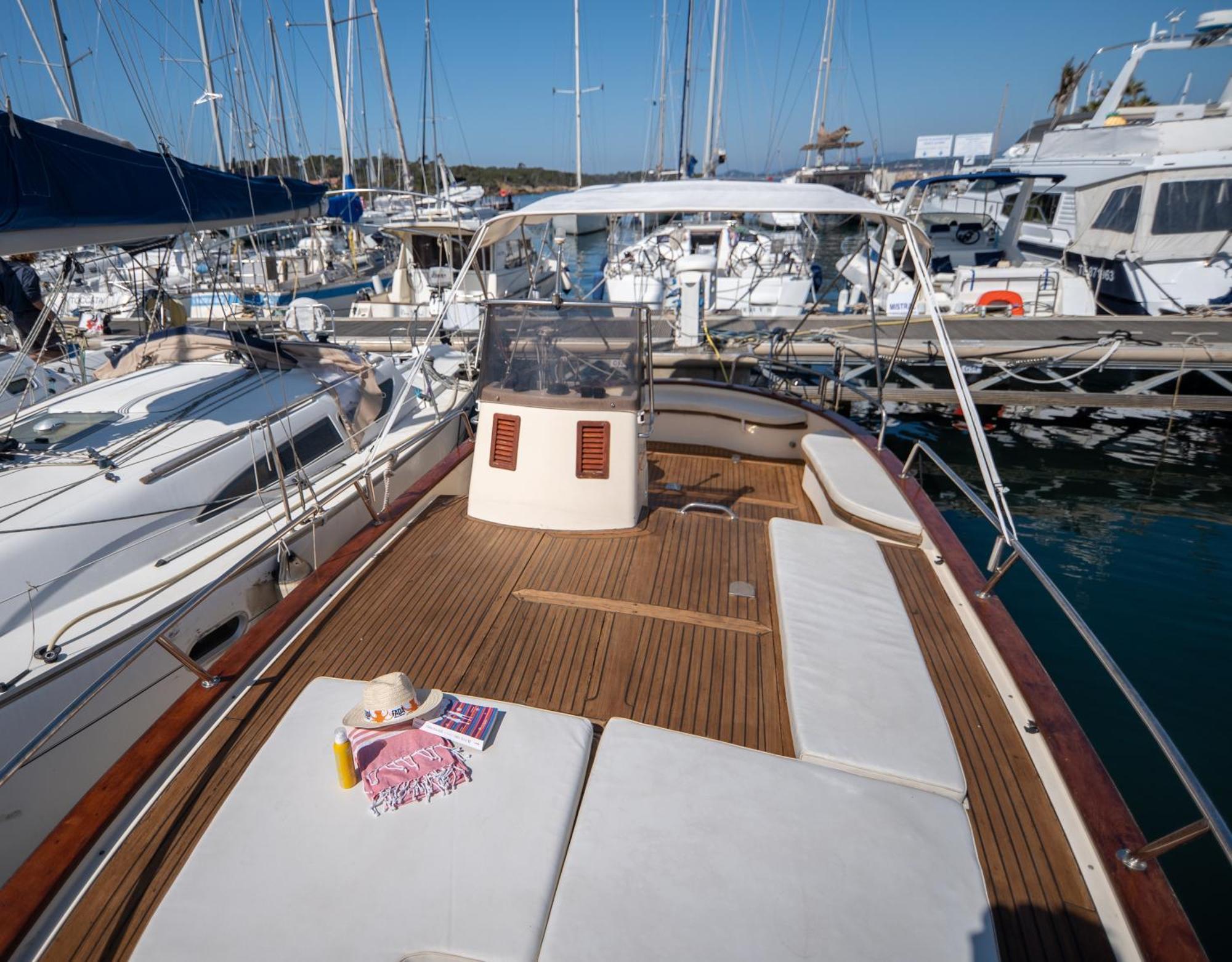 Hebergements Bateaux A Quai Πορκερόλ Δωμάτιο φωτογραφία